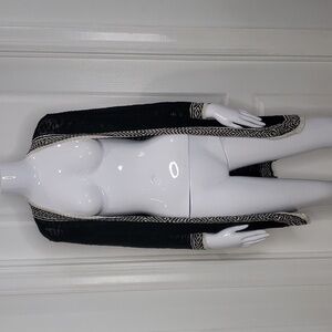 Torrid Black & White Cardigan Size 2